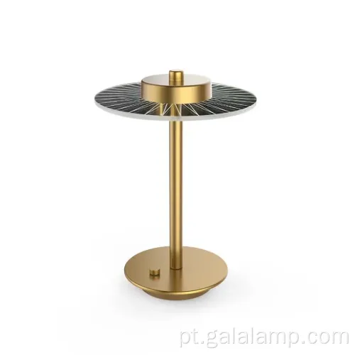 Luminária de mesa de cristal diminuída com design nórdico moderno